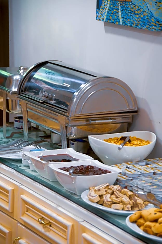 Albatros Premier Hotel