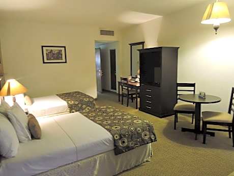 2 Double Beds Non-Smoking