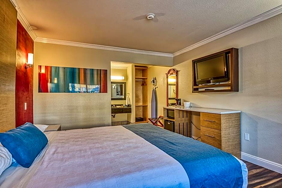 Hollywood City Inn