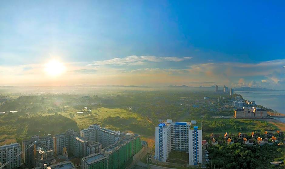 Veranda Residence Pattaya x Sea & Sky View