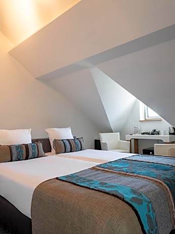 Family Room with Bath