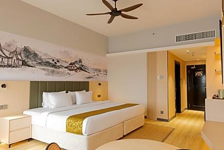 Premier Gardenview King Newly Refurbished