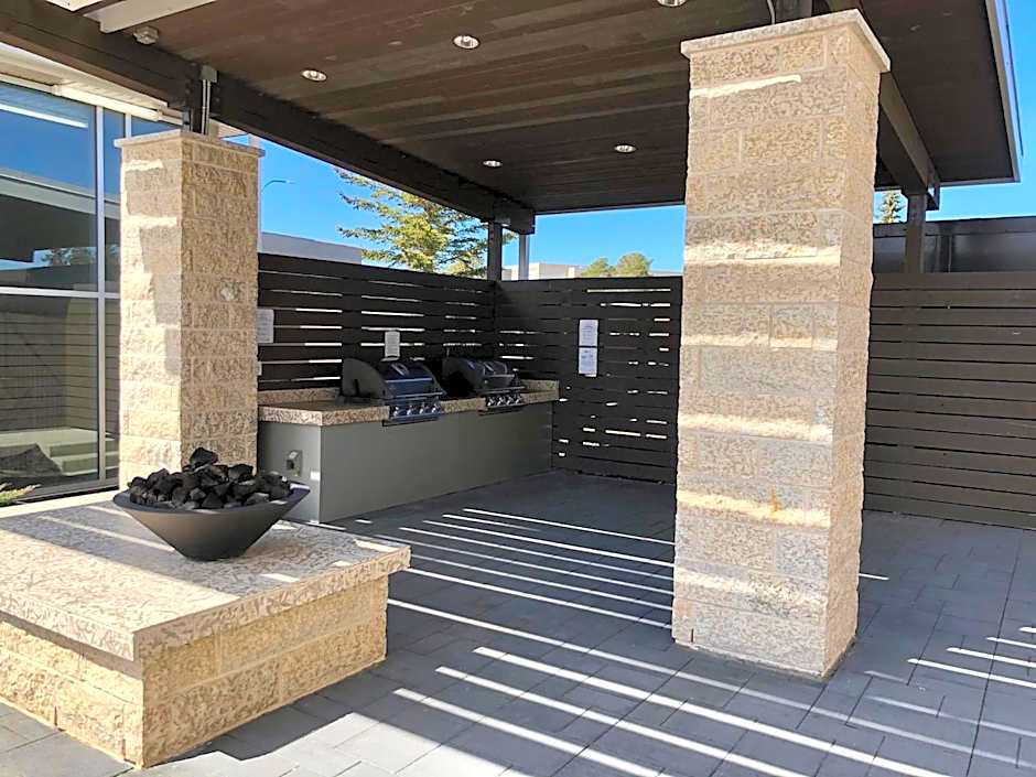 Staybridge Suites Saskatoon - University By IHG