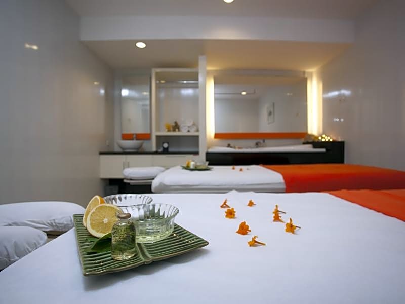 HOTEL and RESIDENCES Riverview Kuta - Bali (Associated HARRIS)