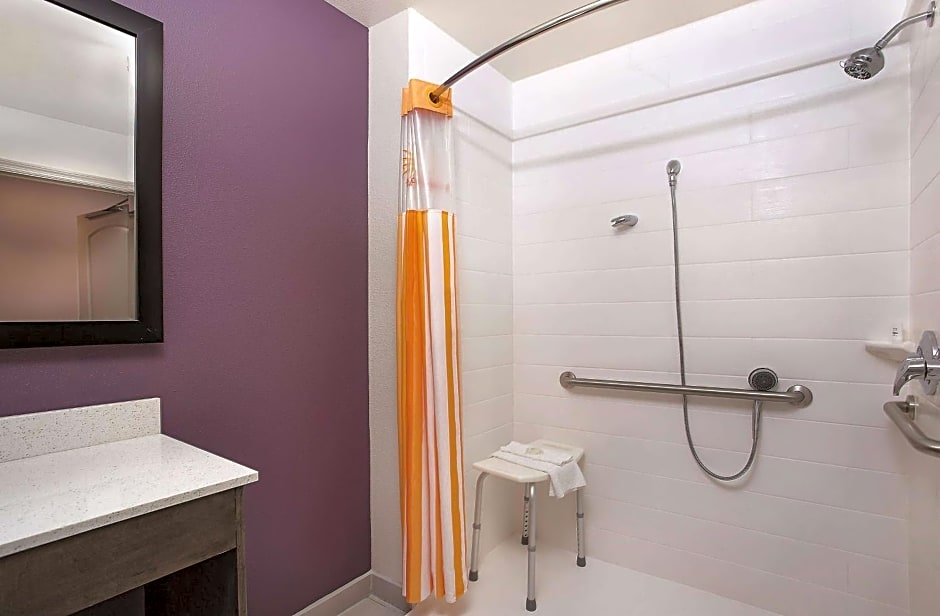 La Quinta Inn & Suites by Wyndham Chattanooga - Lookout Mtn