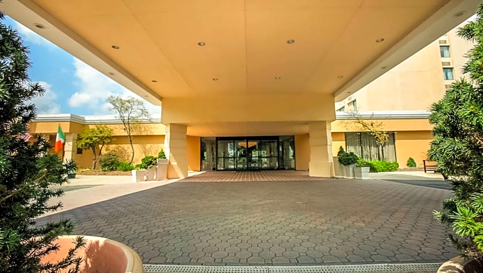 Magnuson Grand & Conference Center Somerset-Bridgewater