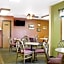 Econo Lodge Custer