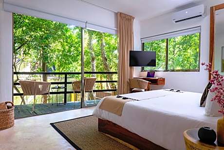Standard King Room