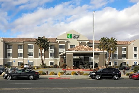 Holiday Inn Express Hotel & Suites Hesperia By IHG