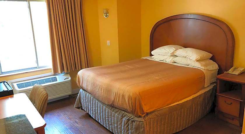 Americas Best Value Inn - Addison/Dallas