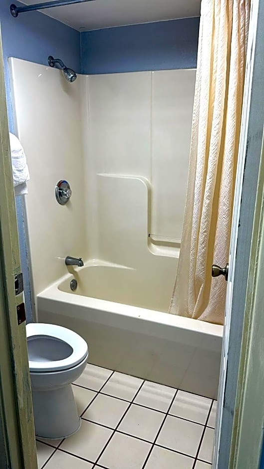 Travelodge by Wyndham Salisbury MD