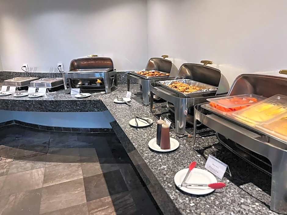 Ramada by Wyndham Mexico City Santa Fe