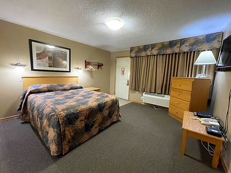 Best Maple Inn - Drayton Valley