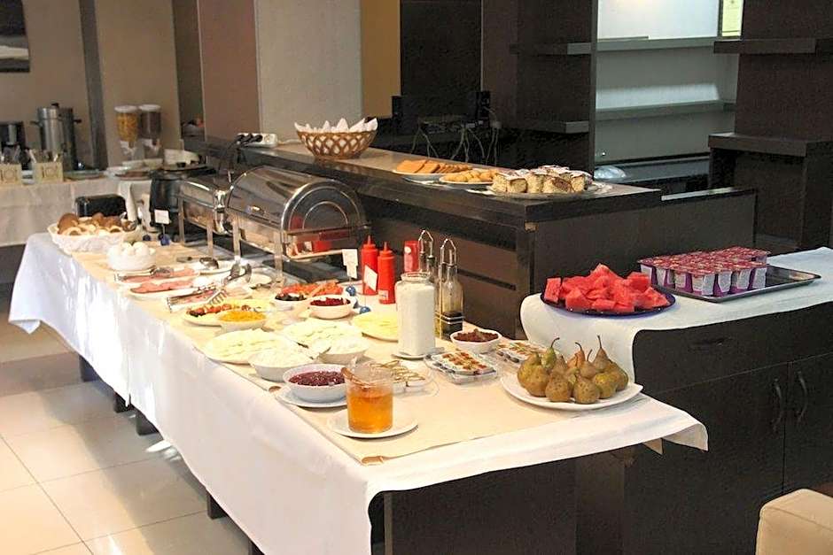 Iliani Hotel