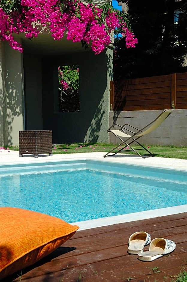 Paradise Island Villas