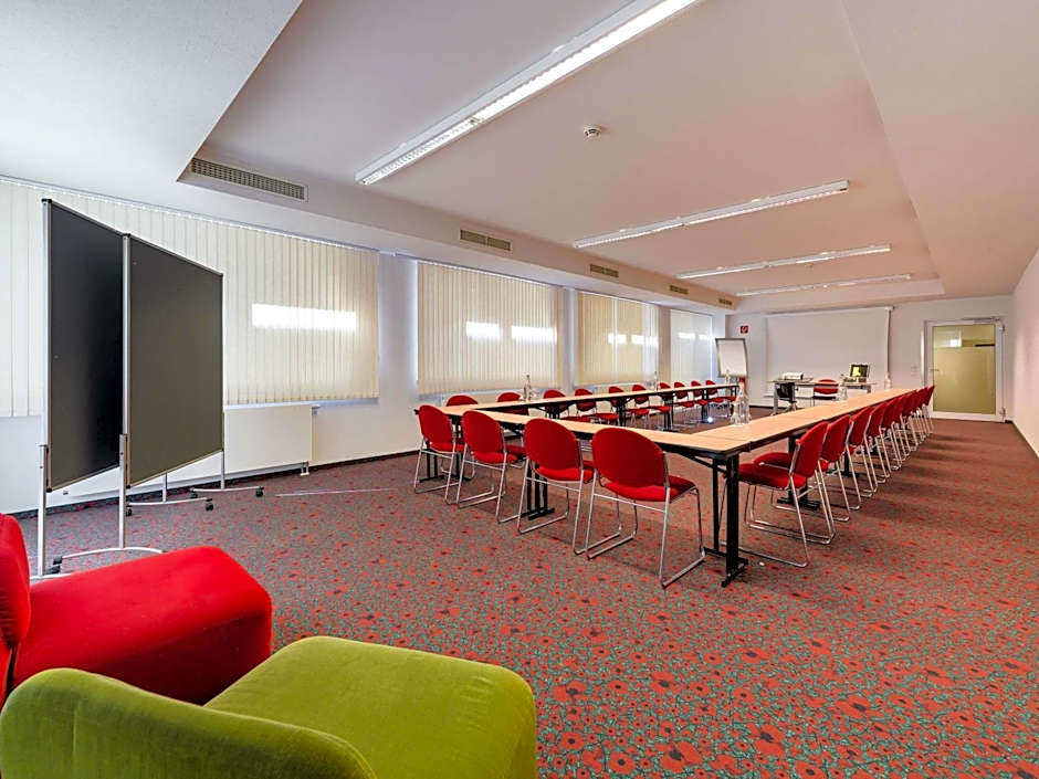 ibis Stuttgart Airport Messe