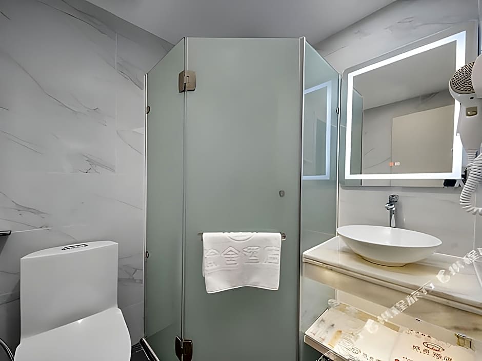 Yushe Hotel (Guangzhou Beijing Road Tianzi Wharf)