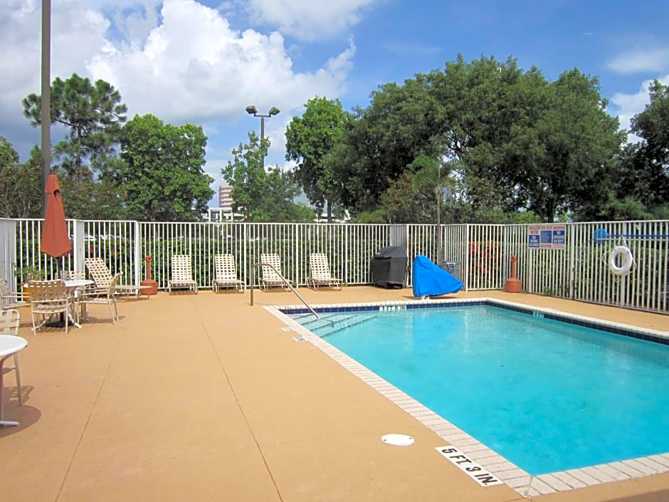 Extended Stay America Suites - Fort Lauderdale - Cypress Creek - NW 6th Way
