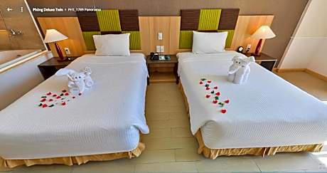 Deluxe Twin Room with Balcony