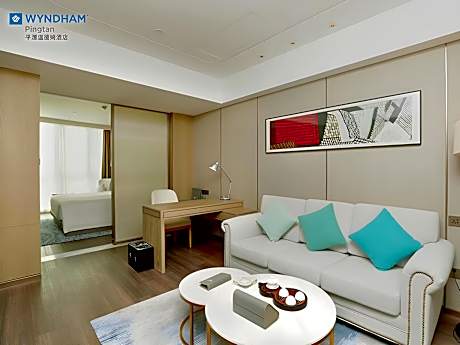 Premier Suite