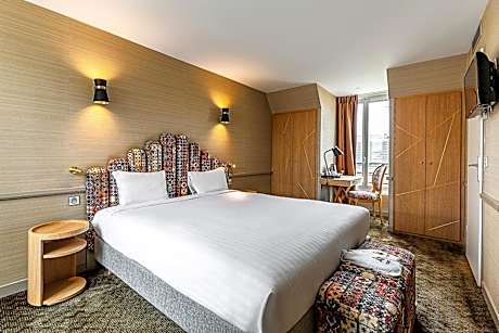 Deluxe Room with Tour Eiffel View