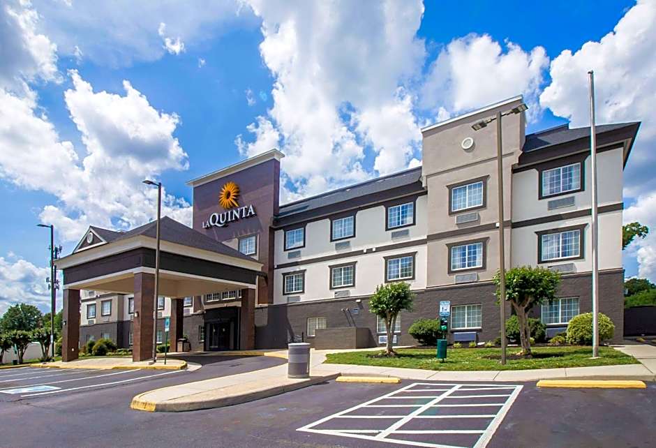 La Quinta Inn & Suites by Wyndham Richmond South