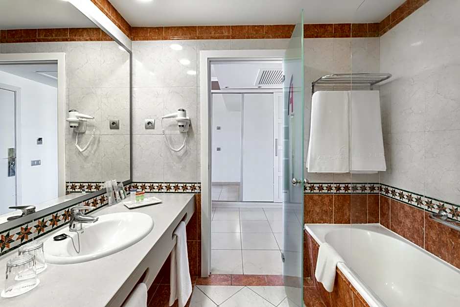 Alexandre Hotel La Siesta