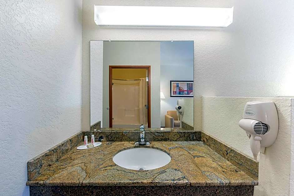 Super 8 by Wyndham Abilene South