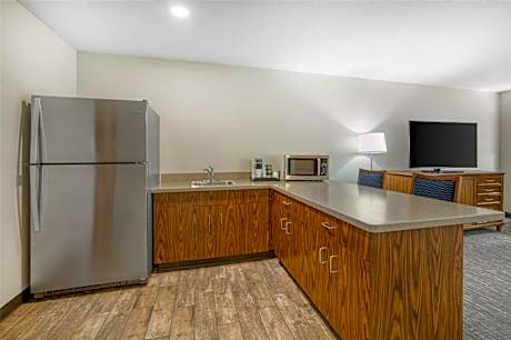 Large Double Room with Two Double Beds