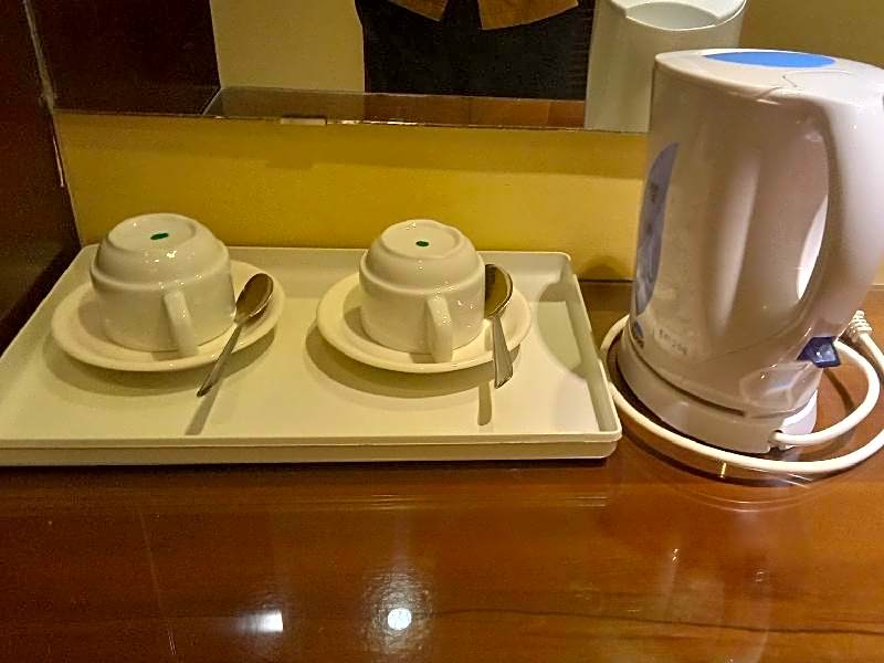 MVW Hotel & Restaurant