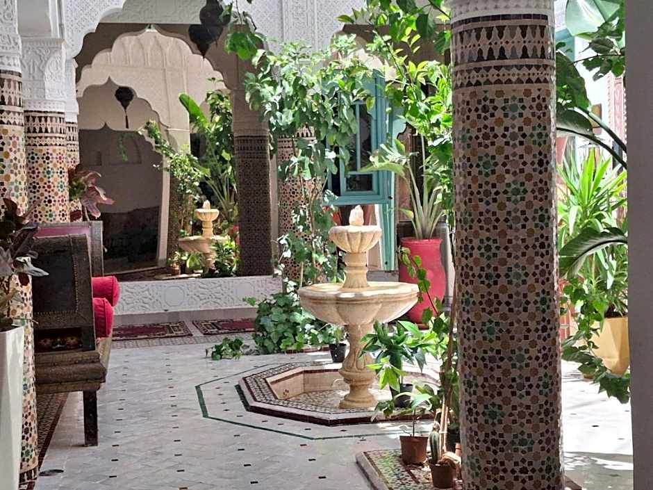 Riad Mille Et Une Nuits