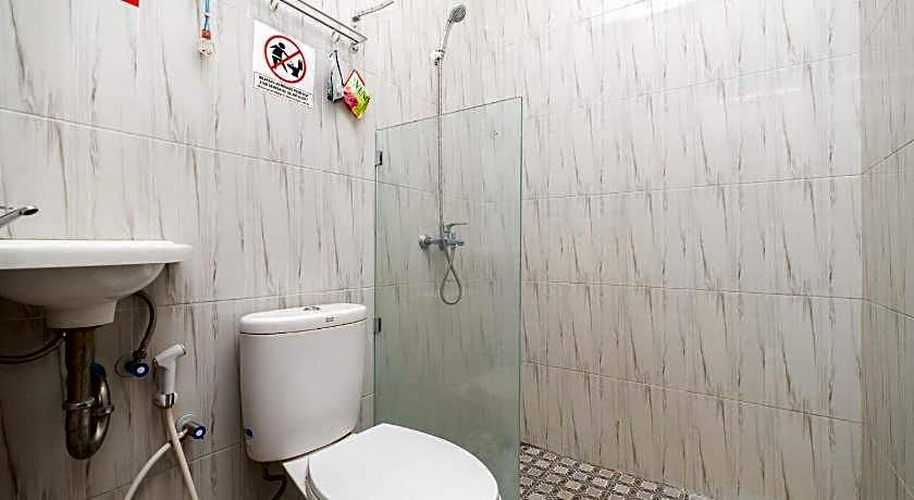 RedDoorz near Kampung Inggris Pare