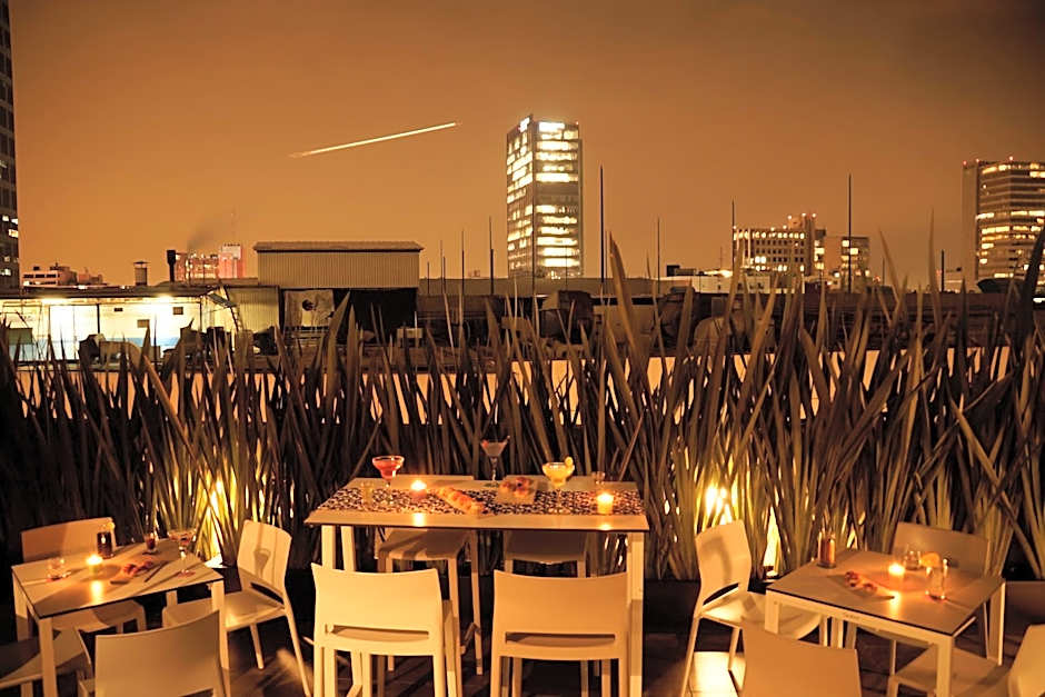 Isaaya Hotel Boutique by WTC