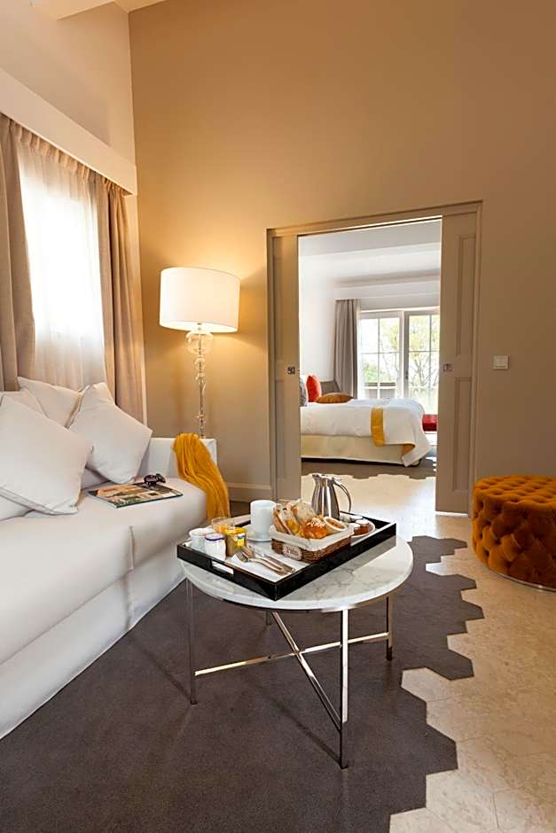 Photo 1 of 13 of Suite