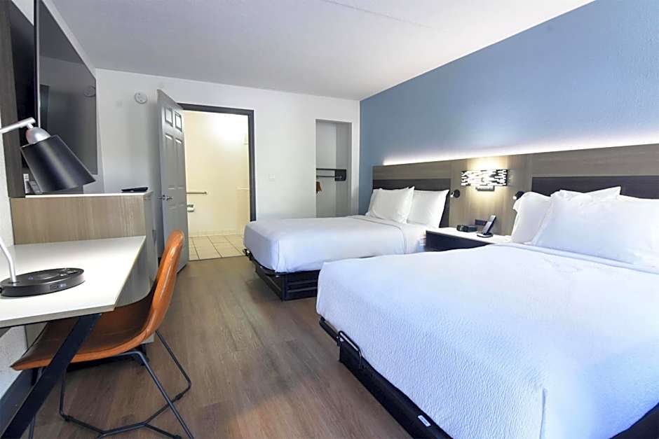 Best Western Point South