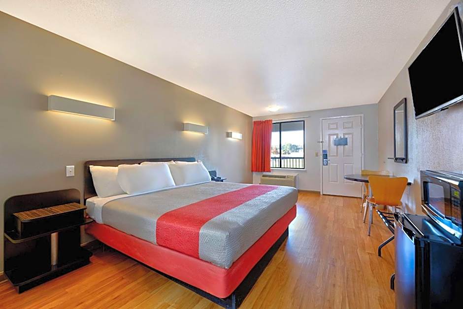 Motel 6-Cookeville, TN