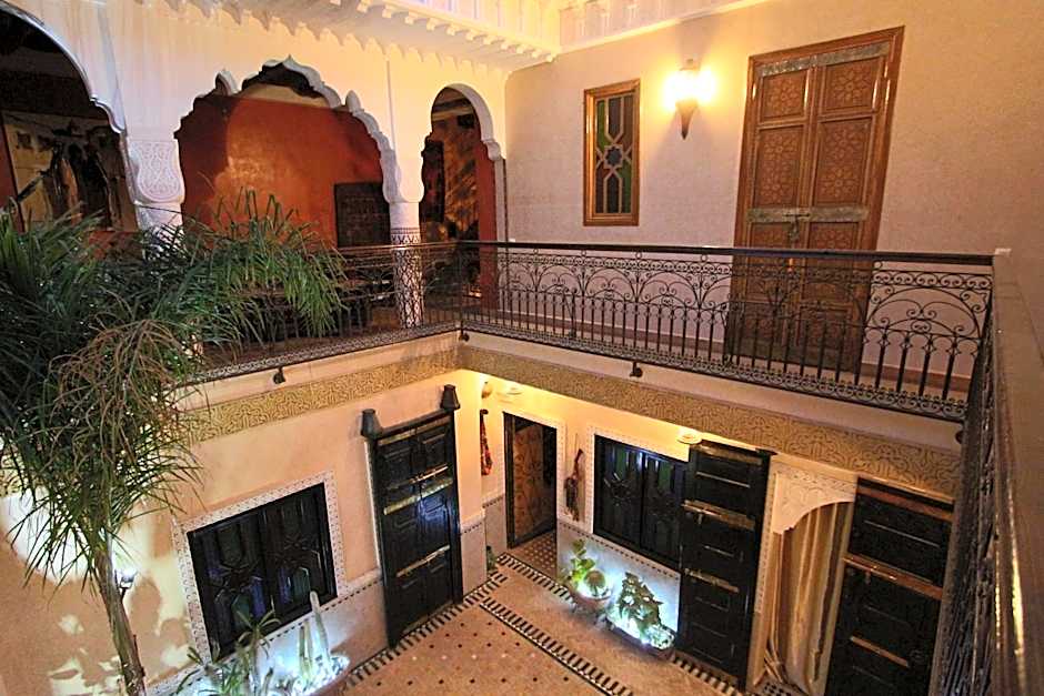 RIAD MAKENE MOUCHKILL