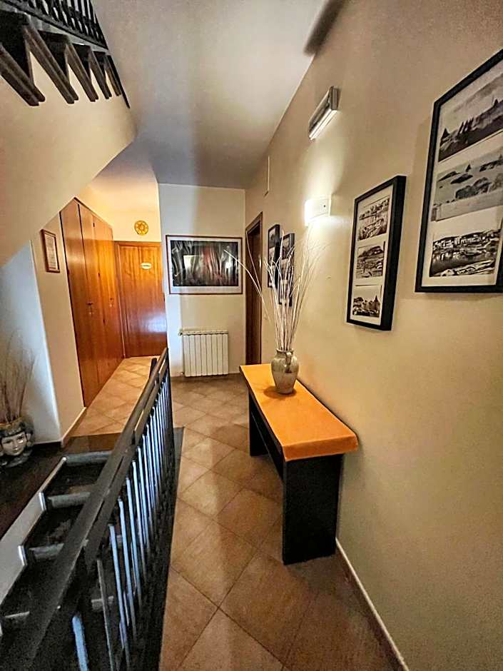 B&B Epos Acitrezza