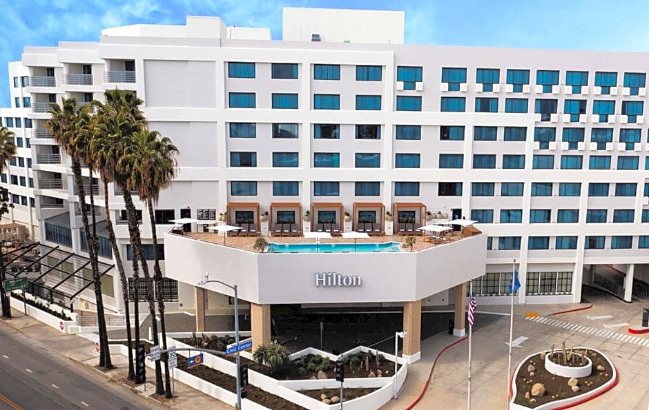 Hilton Santa Monica Hotel & Suites