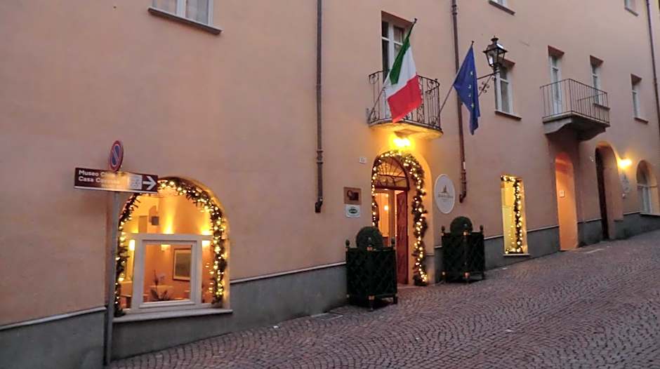 Hotel Boutique Antiche Mura