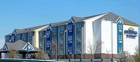 Microtel Inn & Suites by Wyndham Wheeling at The Highlands