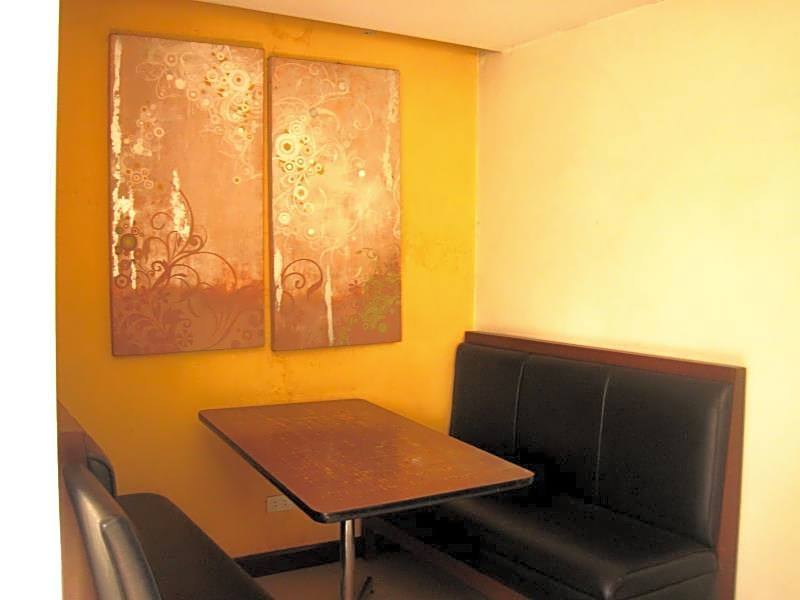 Olongapo Travel Lodge