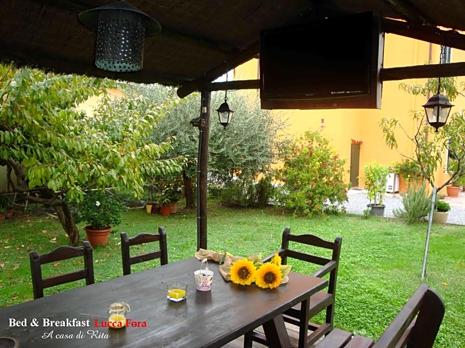 Bed & Breakfast Lucca Fora