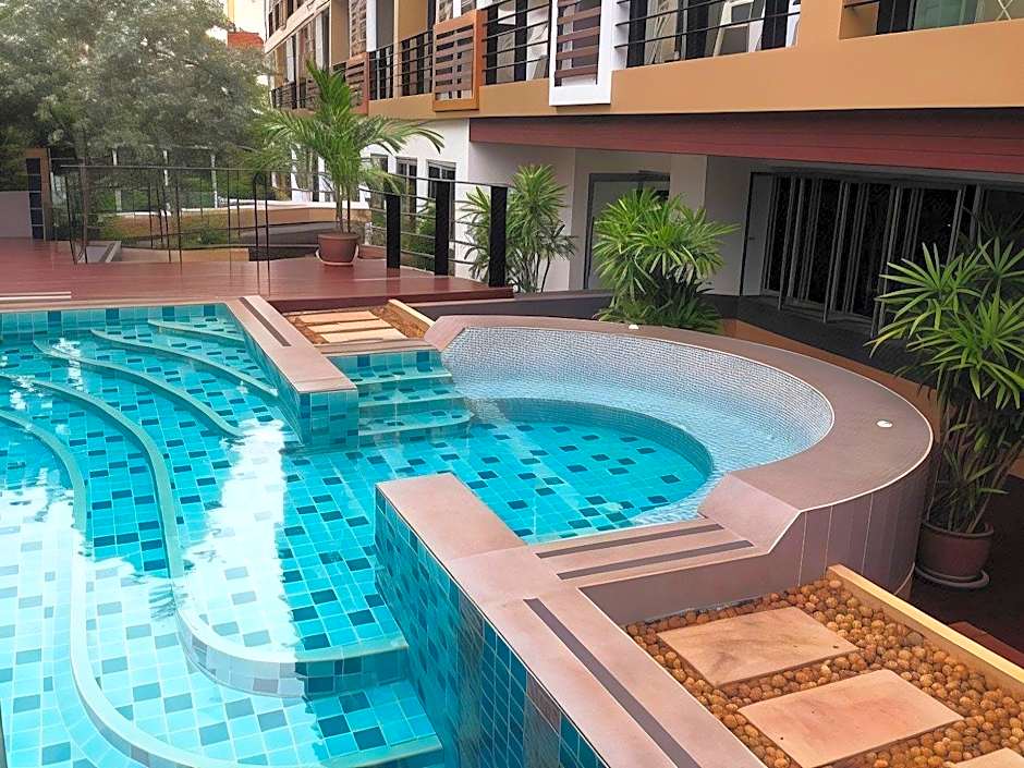 August Suites