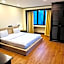 Omni Tower Nana Bangkok - Serviced Apartment on Sukhumvit Soi 4