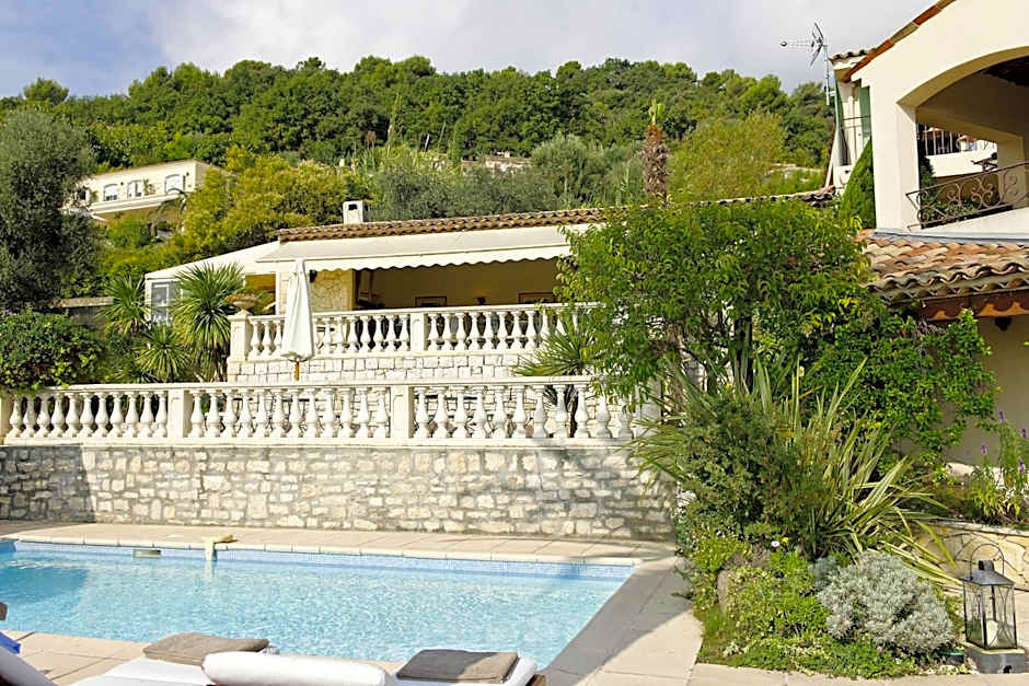 Hôtel La Grande Bastide