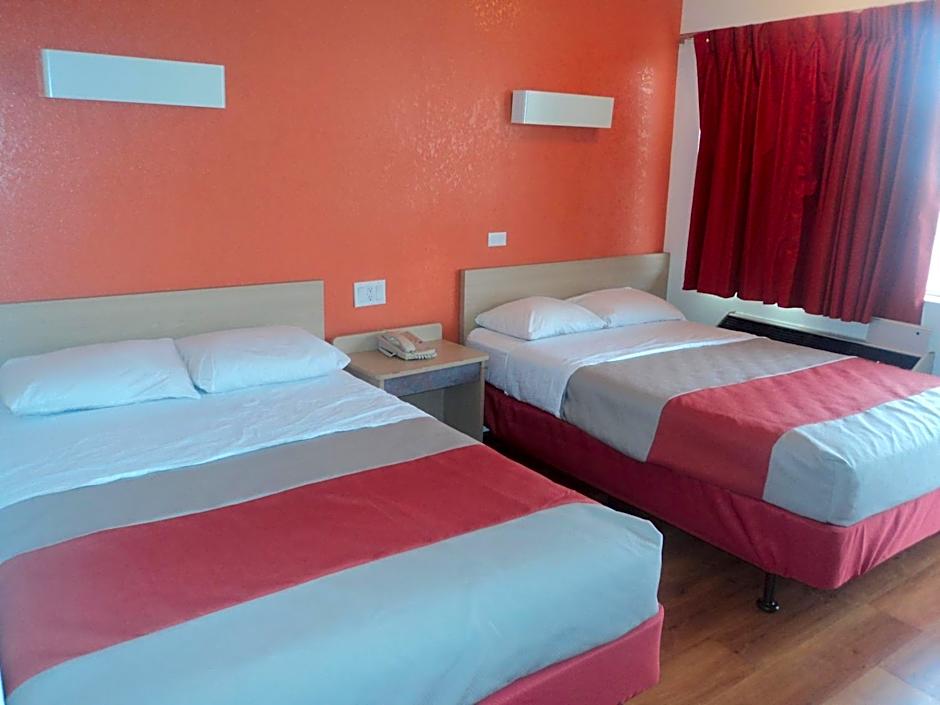 Motel 6 Albuquerque Northeast