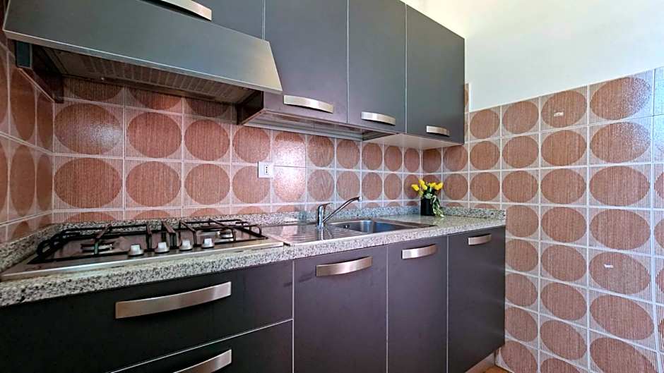 Cozy flat in residence with swimming pool-Beahost