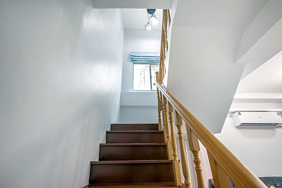 MIQ HK111-4BR Home Ratchada-Huaykwang 14PAX