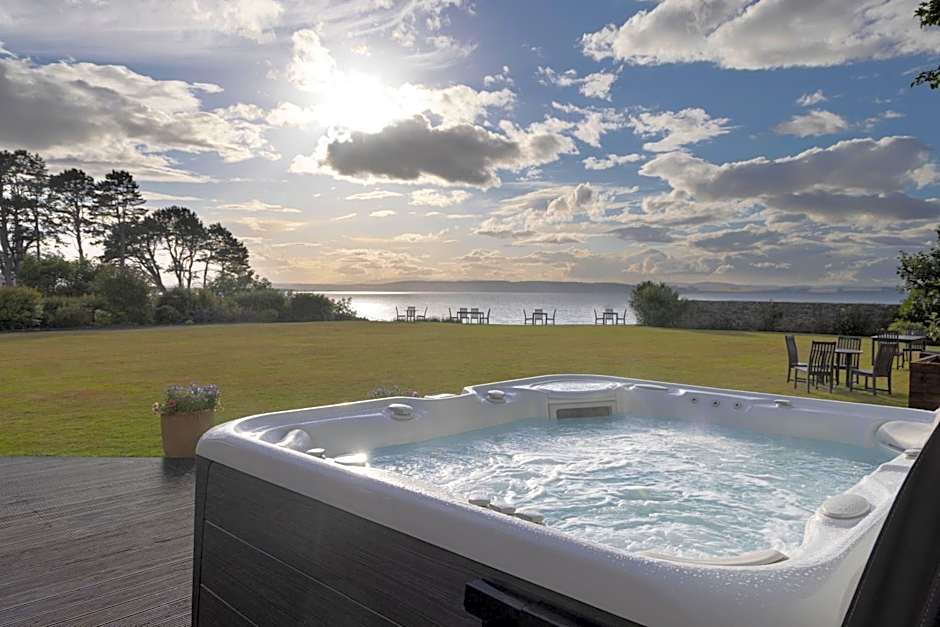 Golf View Hotel & Spa